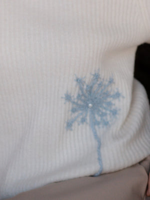 Dandelion Wool White Turtleneck Sweater